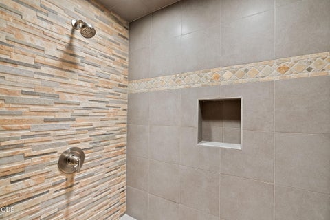 Tiny photo for 15385 Windigo Trail, Sisters, OR 97759 (MLS # 220226511)