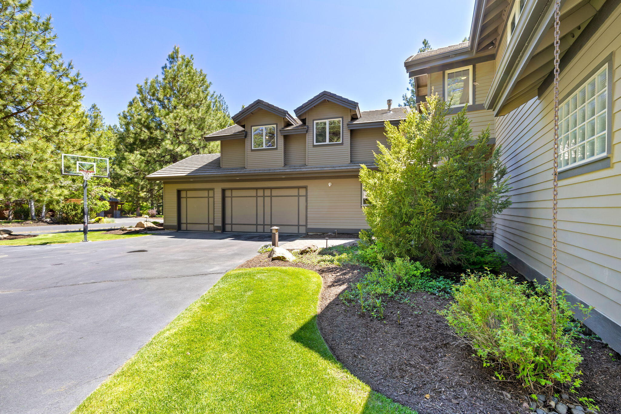 19357 Golden Lake Court