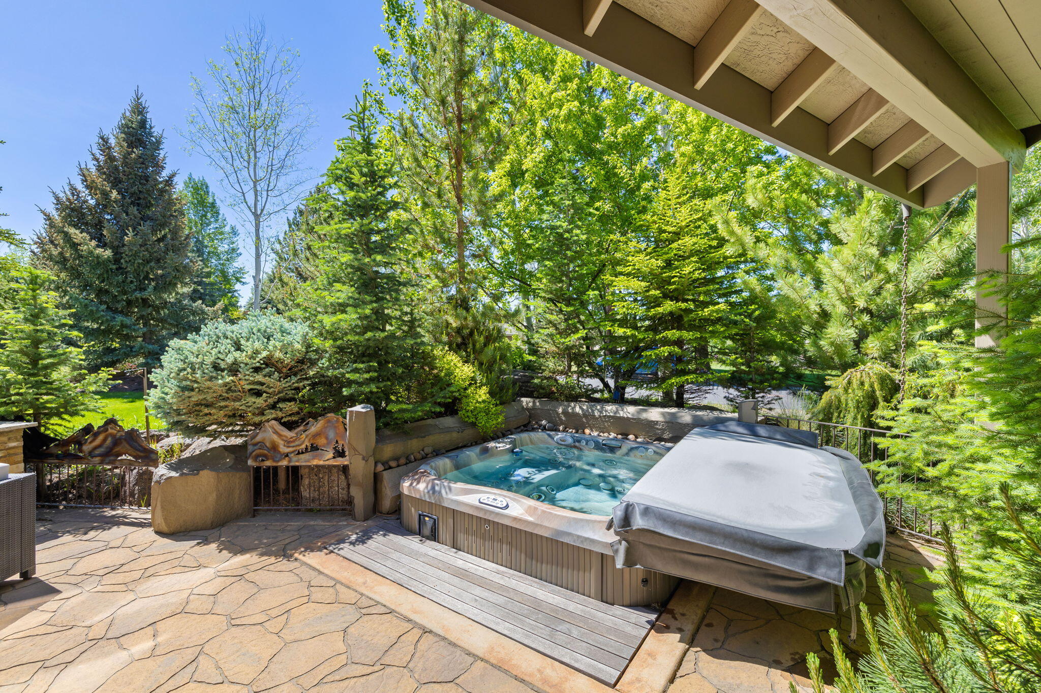 Broken Top - Residential