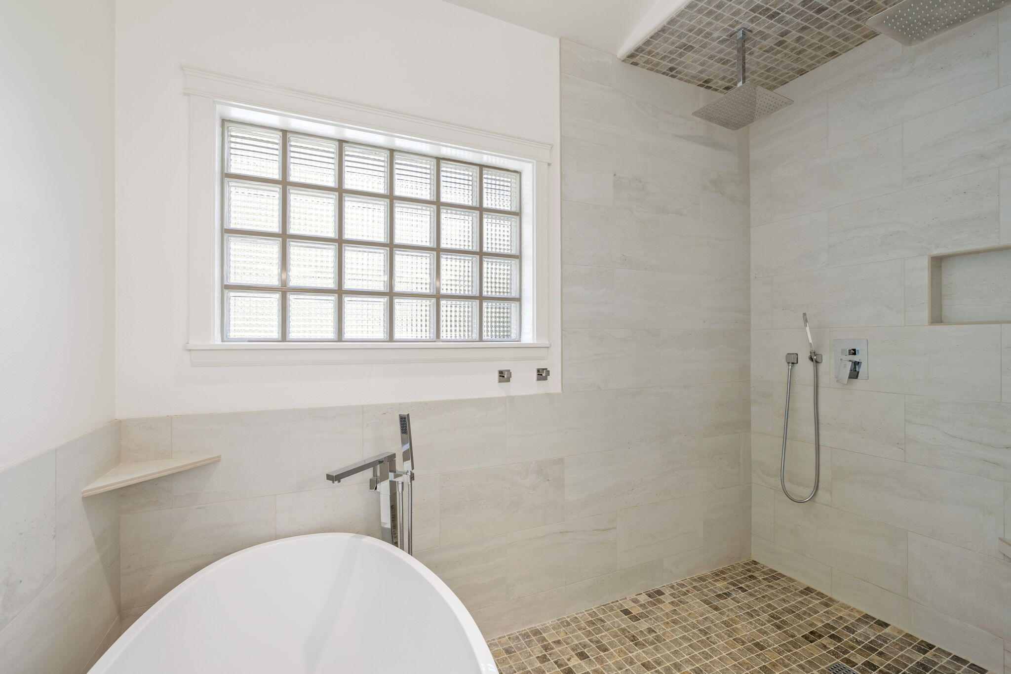 Broken Top - Residential