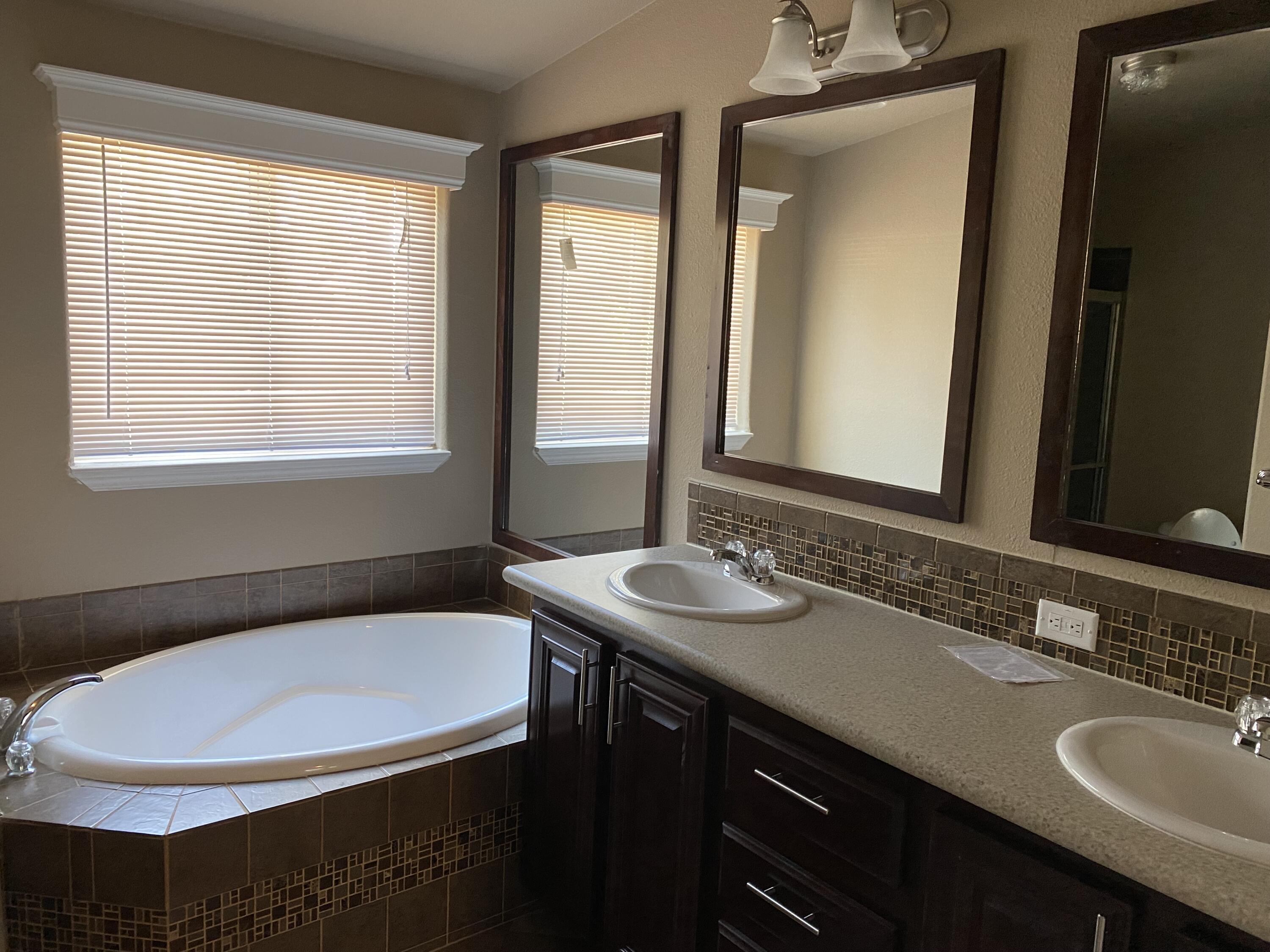 Romaine Village - Residential