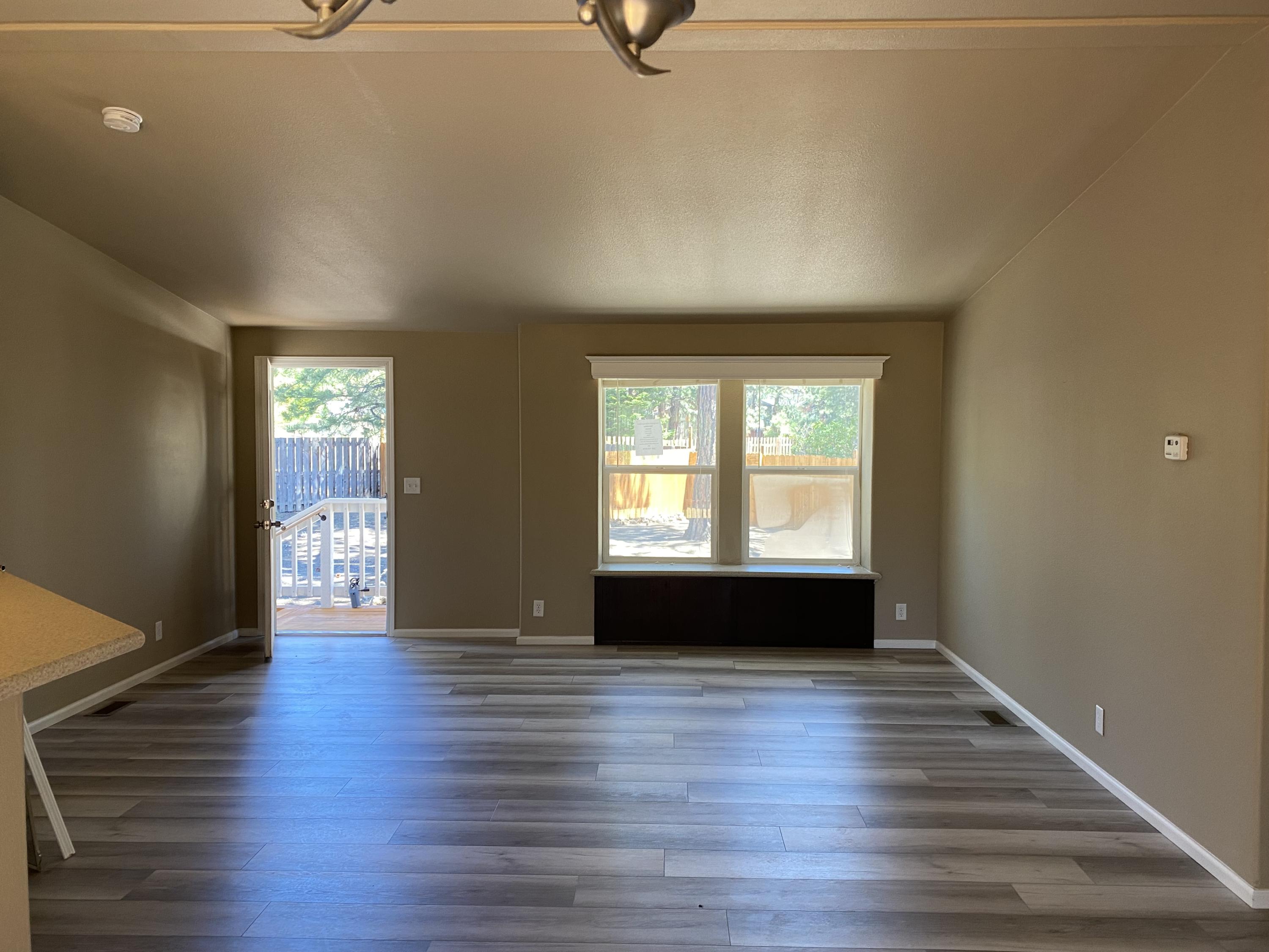 Romaine Village - Residential