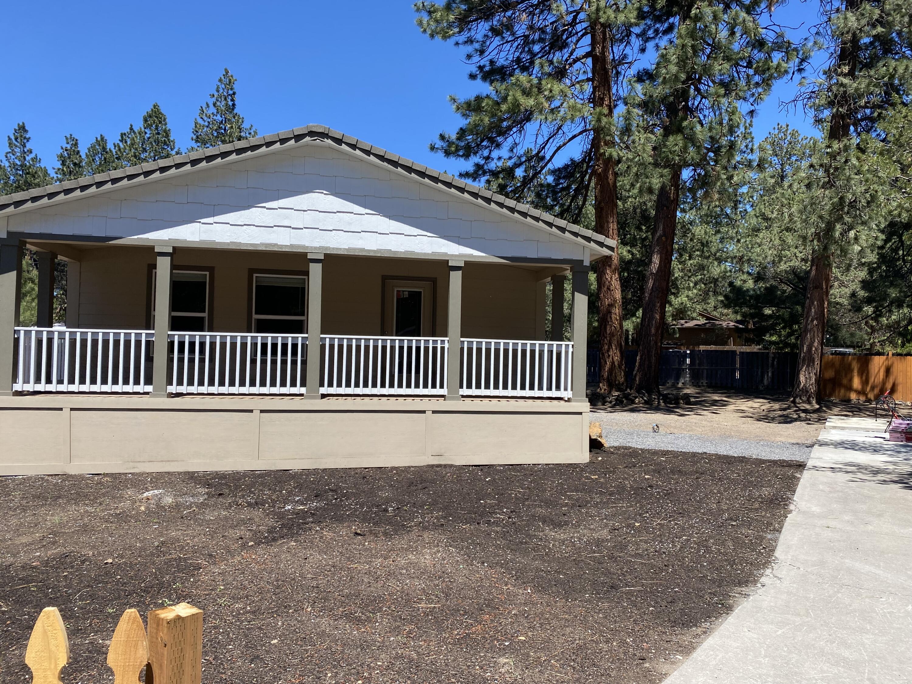 Romaine Village - Residential