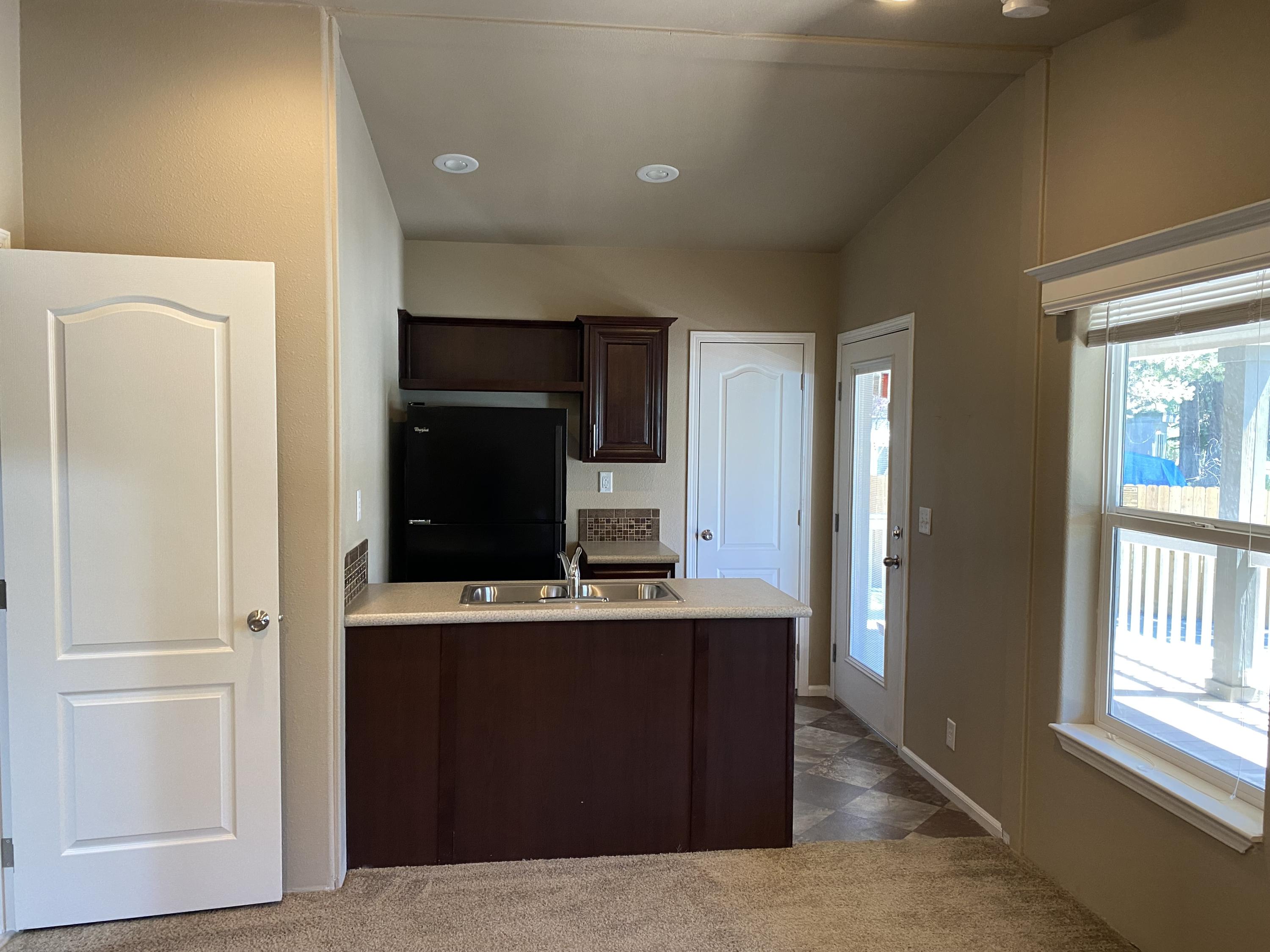 Romaine Village - Residential