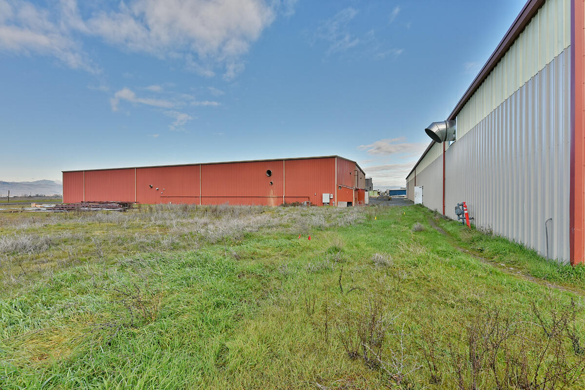 Avenue GIndustrial Subdivision - Commercial Sale