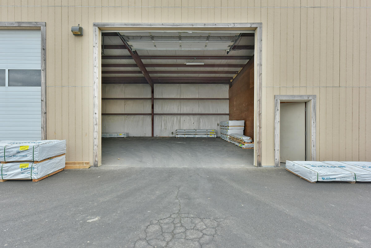 Avenue GIndustrial Subdivision - Commercial Sale