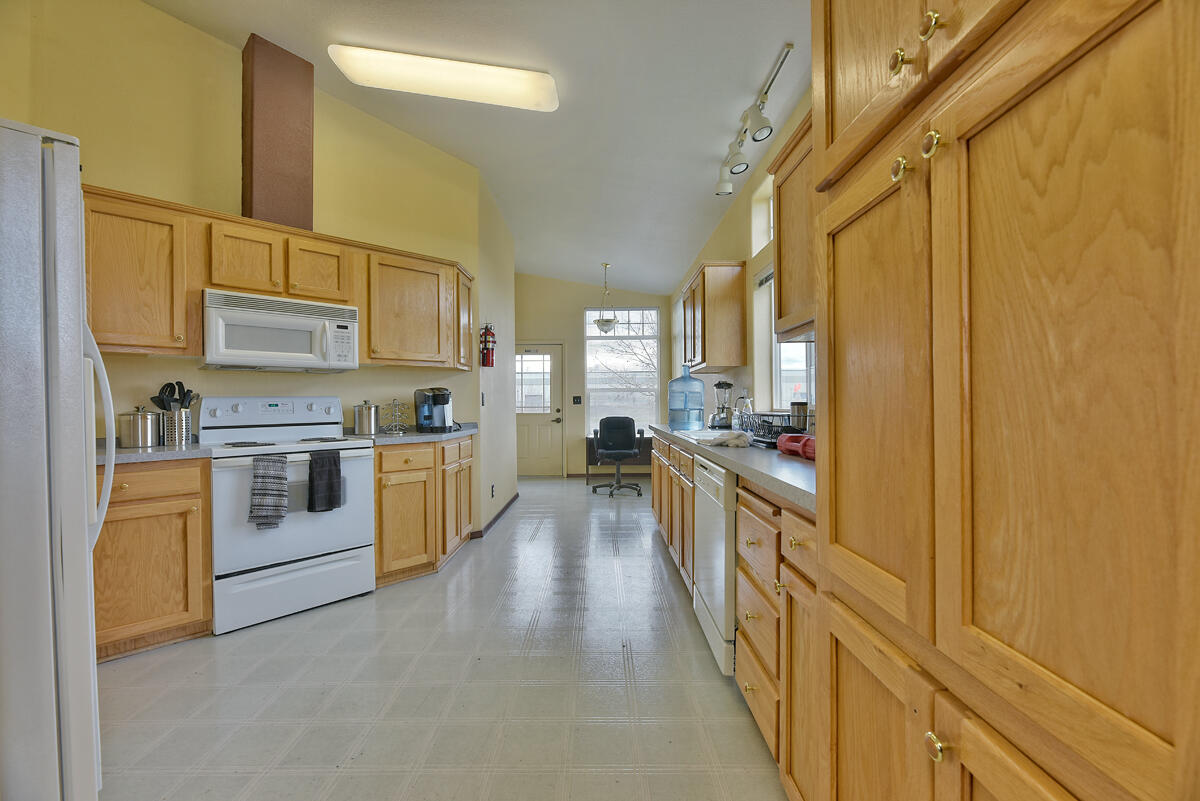 Avenue GIndustrial Subdivision - Commercial Sale