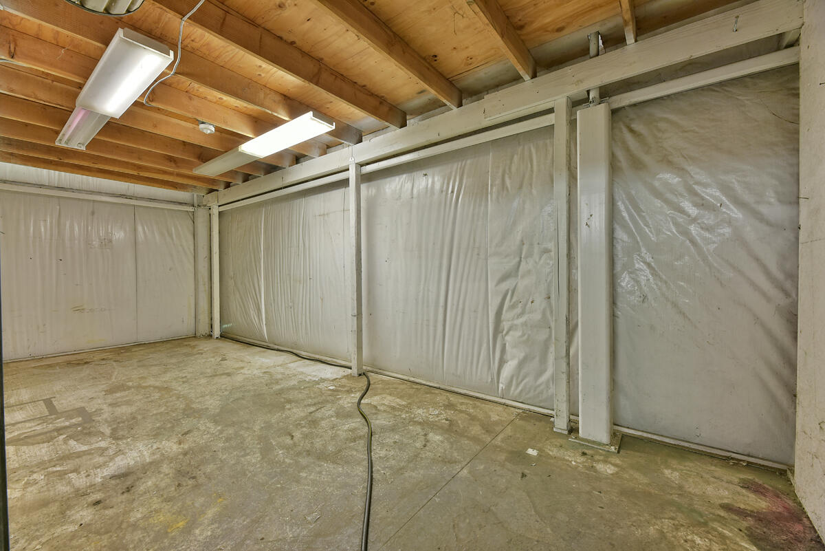 Avenue GIndustrial Subdivision - Commercial Sale