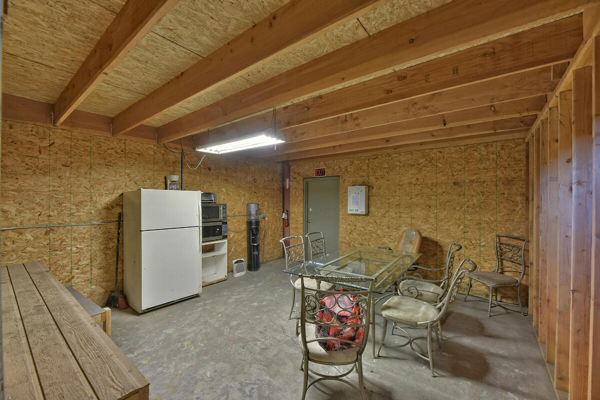 Avenue GIndustrial Subdivision - Commercial Sale