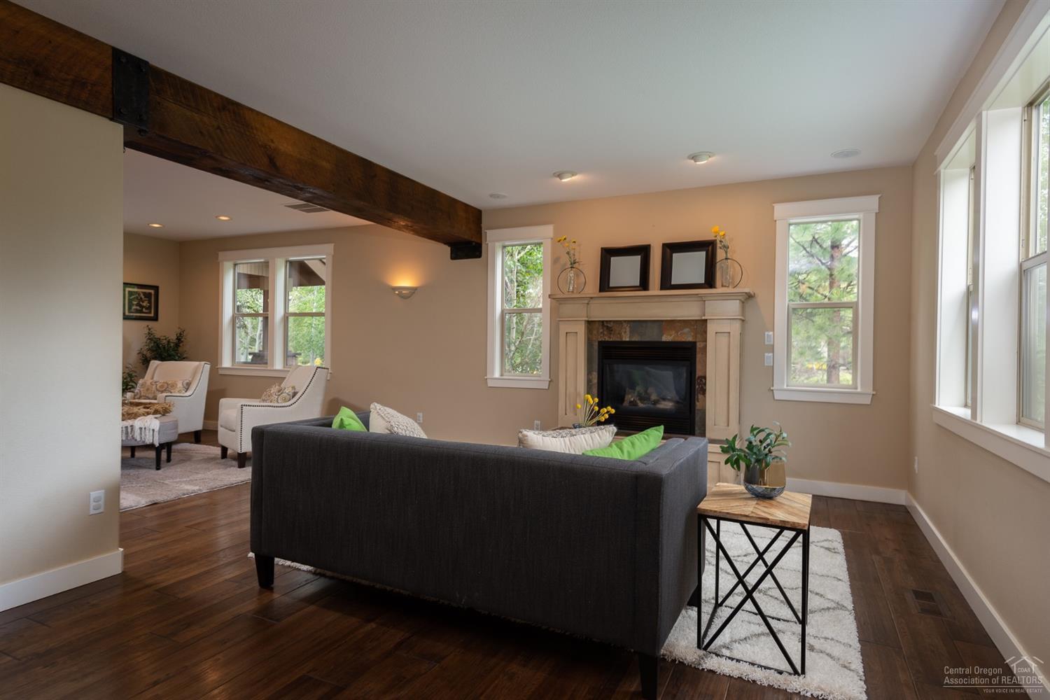 Skyliner Summit - Residential