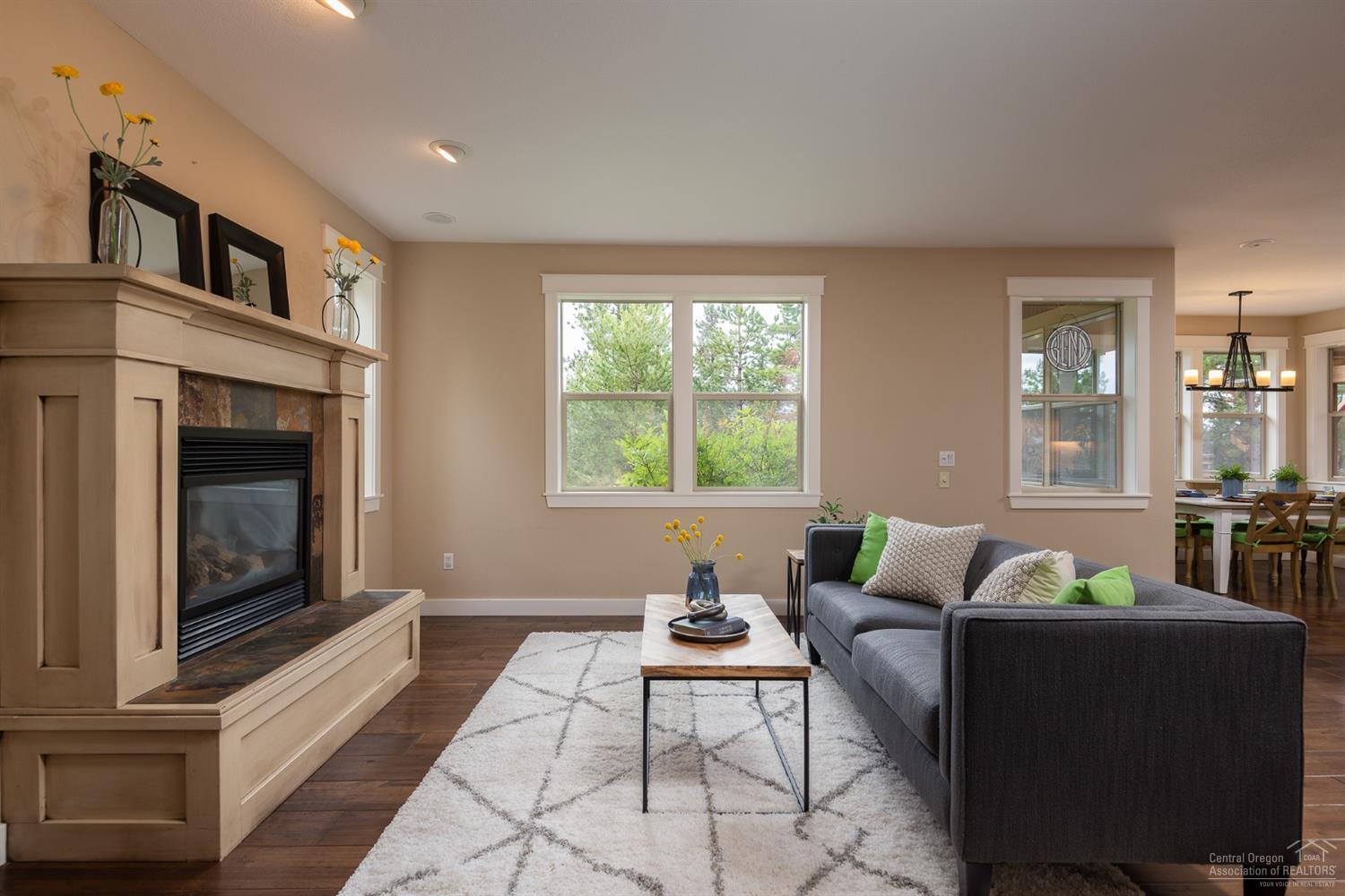 Skyliner Summit - Residential