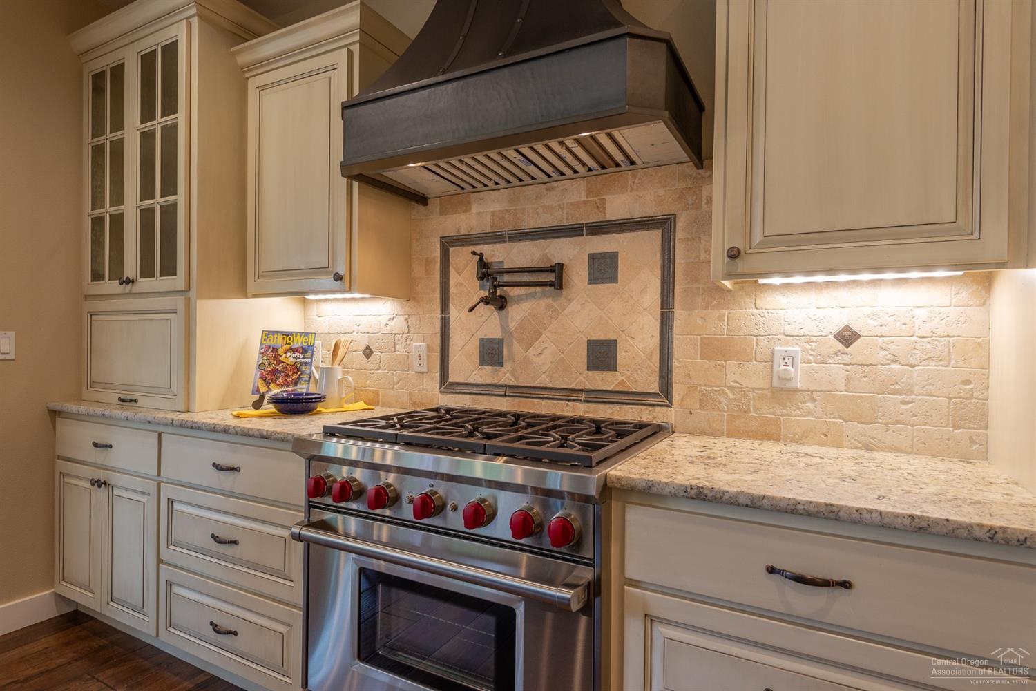 Skyliner Summit - Residential