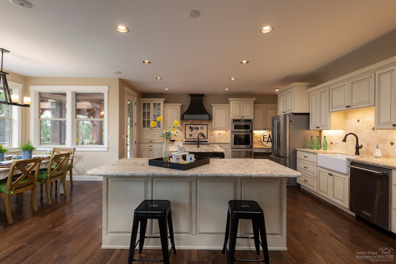 Skyliner Summit - Residential