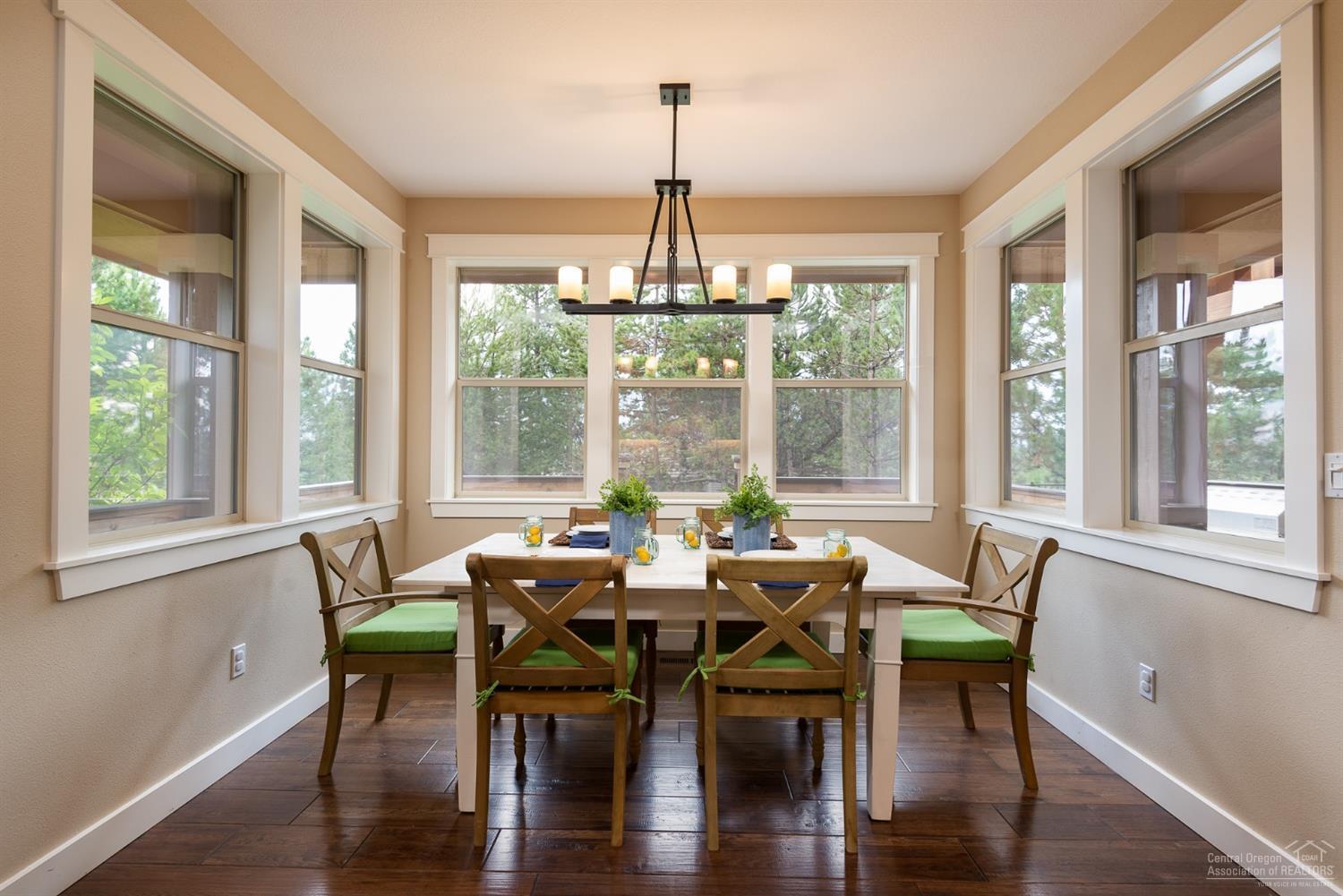 Skyliner Summit - Residential