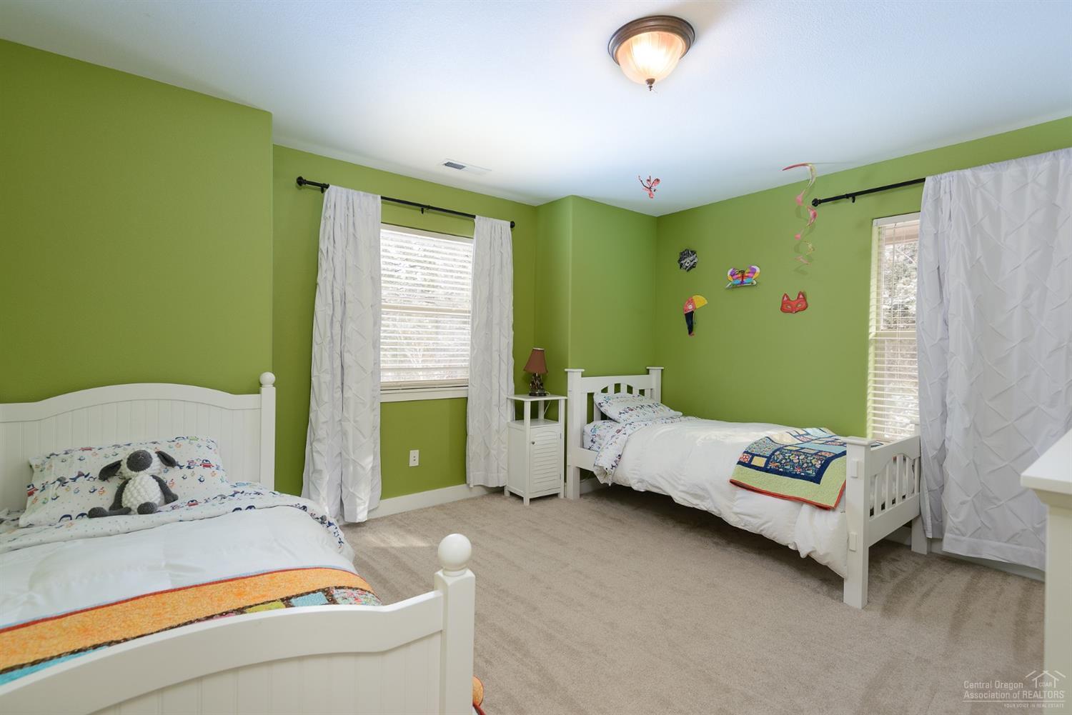 Skyliner Summit - Residential