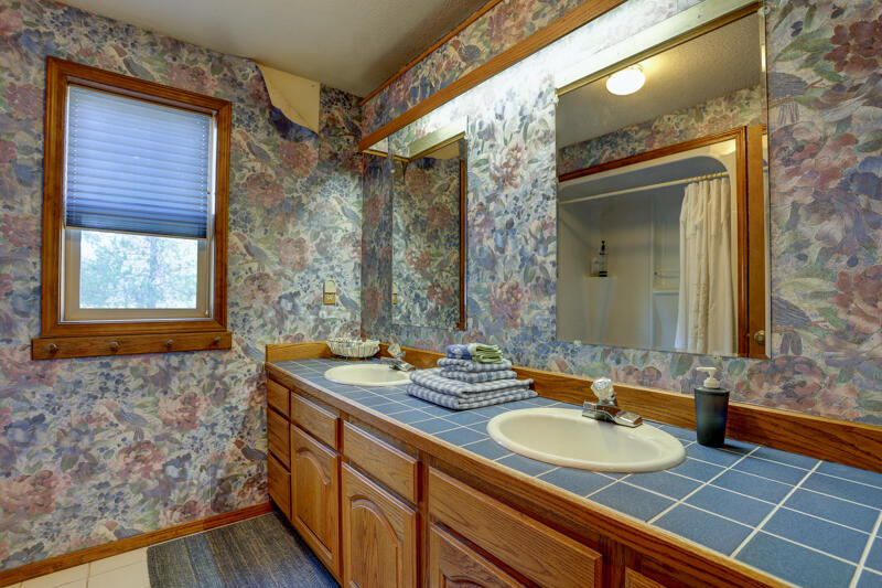 Mtn Village East - Residential