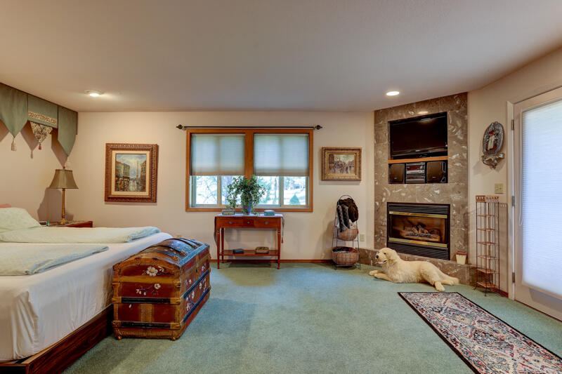 Mtn Village East - Residential