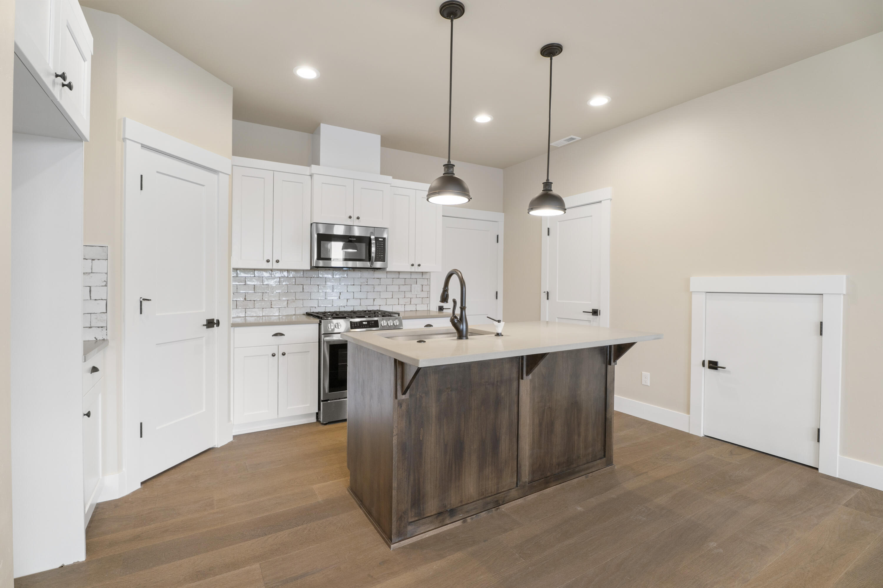 3925 SW Coyote Avenue Lot 153