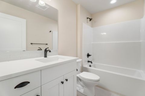 Tiny photo for 3925 SW Coyote Avenue #Lot 153, Redmond, OR 97756 (MLS # 220210391)