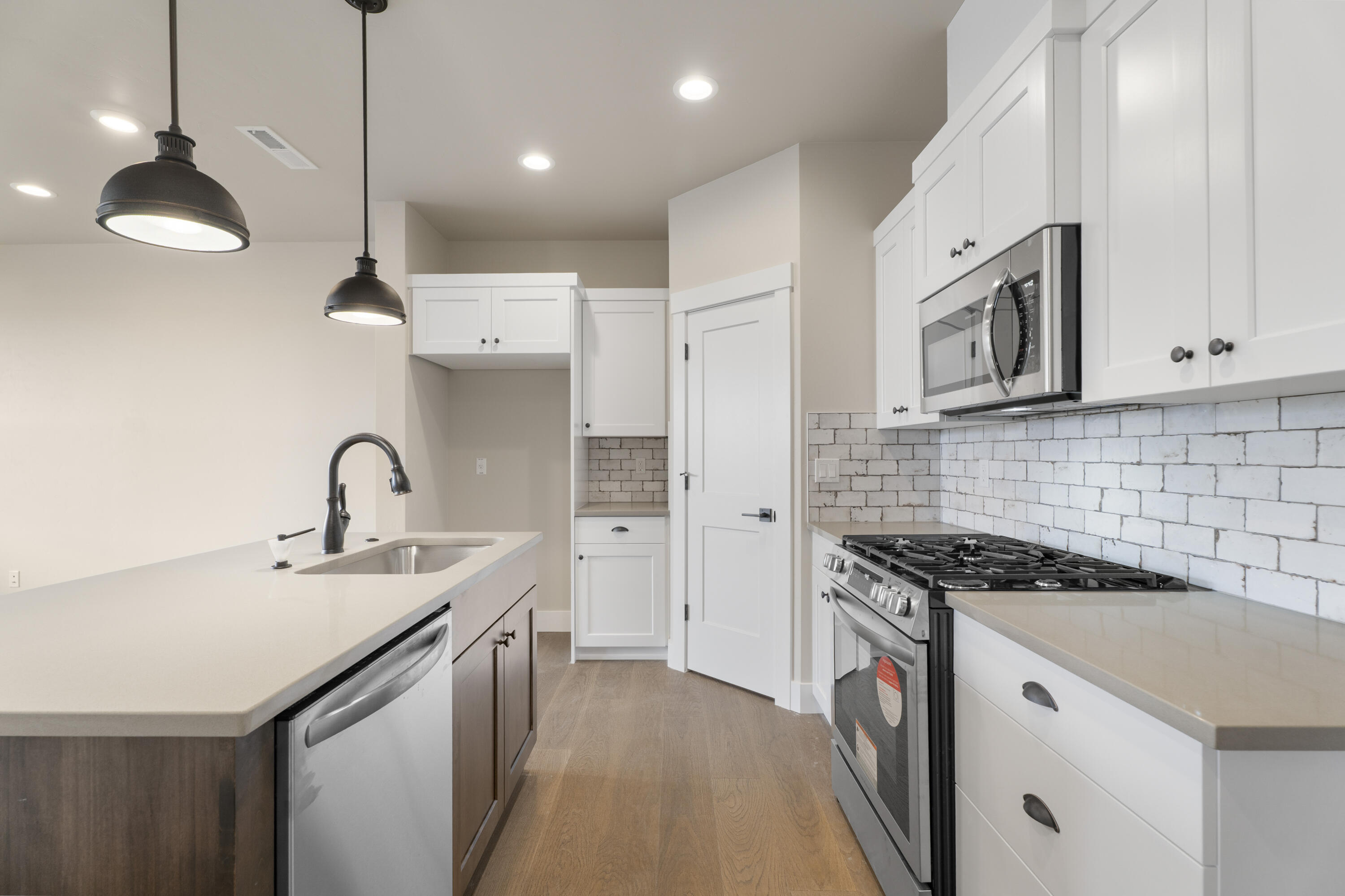 3925 SW Coyote Avenue Lot 153