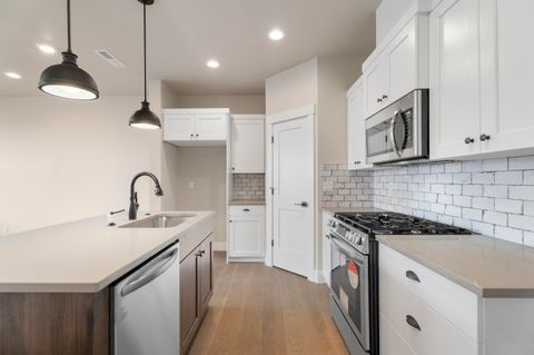 Tiny photo for 3925 SW Coyote Avenue #Lot 153, Redmond, OR 97756 (MLS # 220210391)