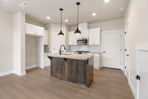 Tiny photo for 3925 SW Coyote Avenue #Lot 153, Redmond, OR 97756 (MLS # 220210391)