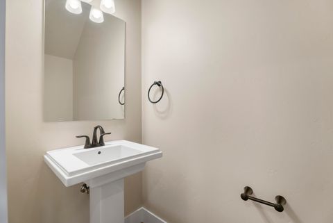 Tiny photo for 3925 SW Coyote Avenue #Lot 153, Redmond, OR 97756 (MLS # 220210391)