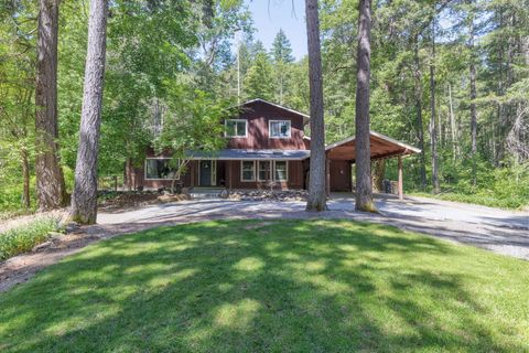 Tiny photo for 512 Bonnie Lane, Grants Pass, OR 97527 (MLS # 220215324)