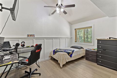 Tiny photo for 512 Bonnie Lane, Grants Pass, OR 97527 (MLS # 220215324)