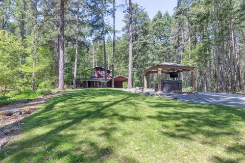 Tiny photo for 512 Bonnie Lane, Grants Pass, OR 97527 (MLS # 220215324)