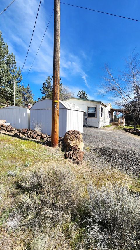 Tiny photo for 13514 SW Cinder Drive, Terrebonne, OR 97760 (MLS # 220217694)