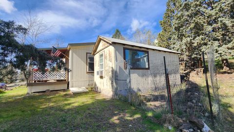 Tiny photo for 13514 SW Cinder Drive, Terrebonne, OR 97760 (MLS # 220217694)