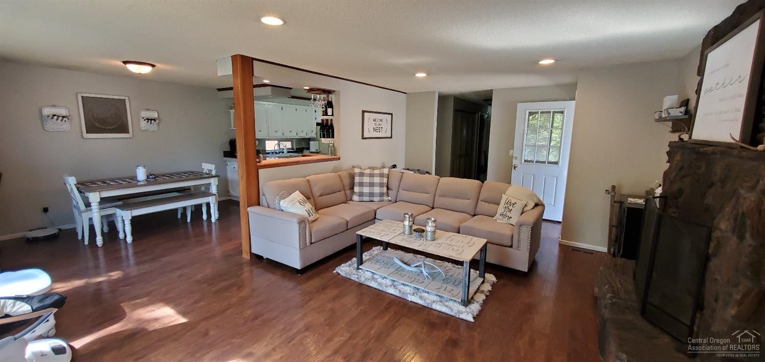 1st Addition Bend Pk - Residential