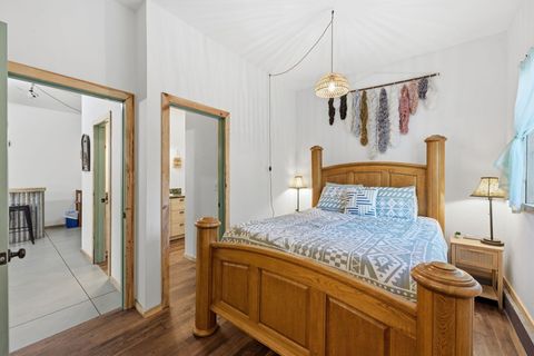 Tiny photo for 140720 Crescent Moon Drive, Crescent Lake, OR 97733 (MLS # 220213762)