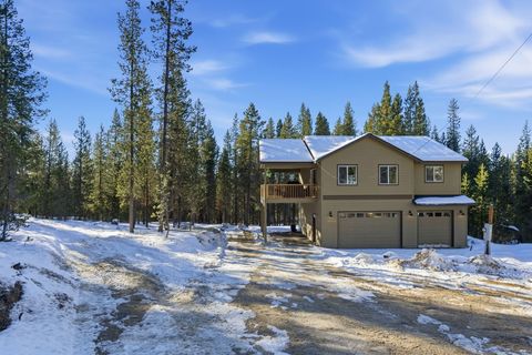 Tiny photo for 140720 Crescent Moon Drive, Crescent Lake, OR 97733 (MLS # 220213762)