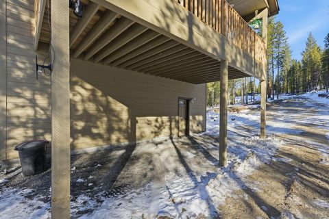 Tiny photo for 140720 Crescent Moon Drive, Crescent Lake, OR 97733 (MLS # 220213762)