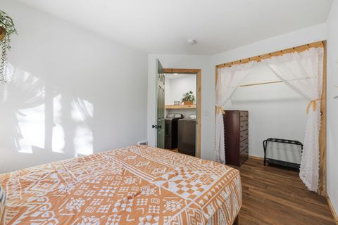 Tiny photo for 140720 Crescent Moon Drive, Crescent Lake, OR 97733 (MLS # 220213762)