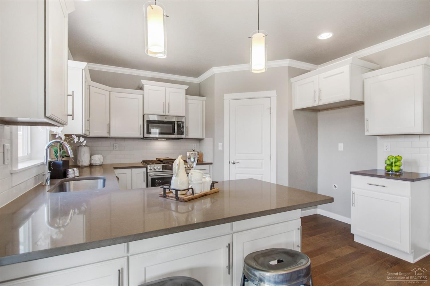 Emerald View Estates - Residential