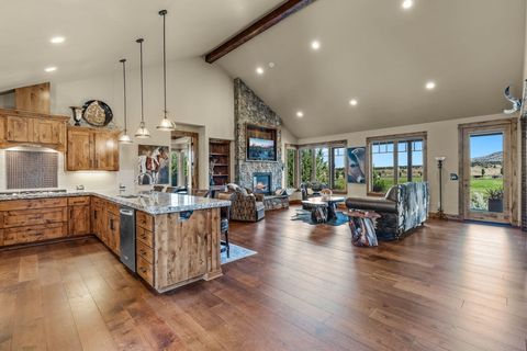 Tiny photo for 16593 SW Ranchview Road, Powell Butte, OR 97753 (MLS # 220209451)