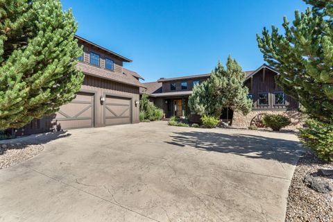 Tiny photo for 16593 SW Ranchview Road, Powell Butte, OR 97753 (MLS # 220209451)