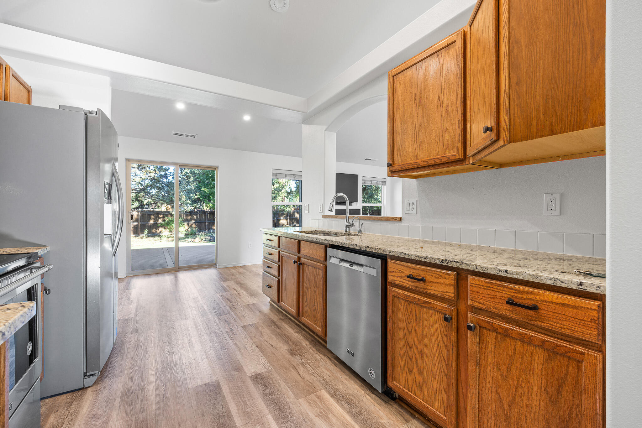 Deschutes River Cros - Residential