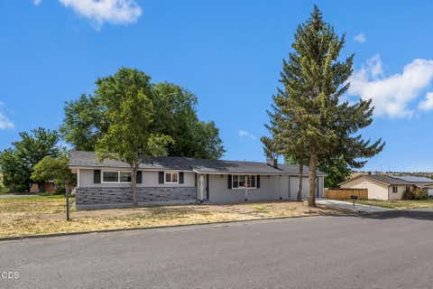 Photo of 730 NE Lakeside Drive, Madras, OR 97741 (MLS # 220223461)