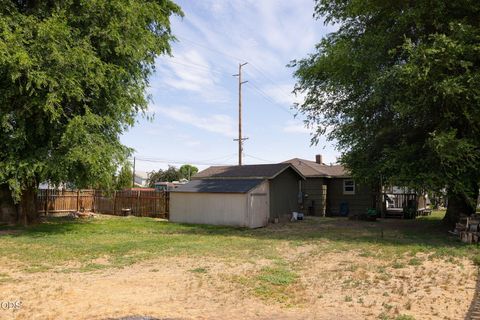 Tiny photo for 1310 NW Dodson Drive, Prineville, OR 97754 (MLS # 220224514)