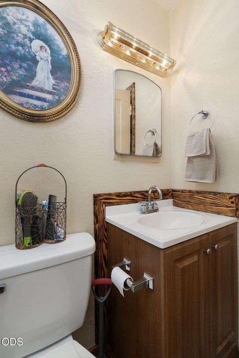 Tiny photo for 1310 NW Dodson Drive, Prineville, OR 97754 (MLS # 220224514)