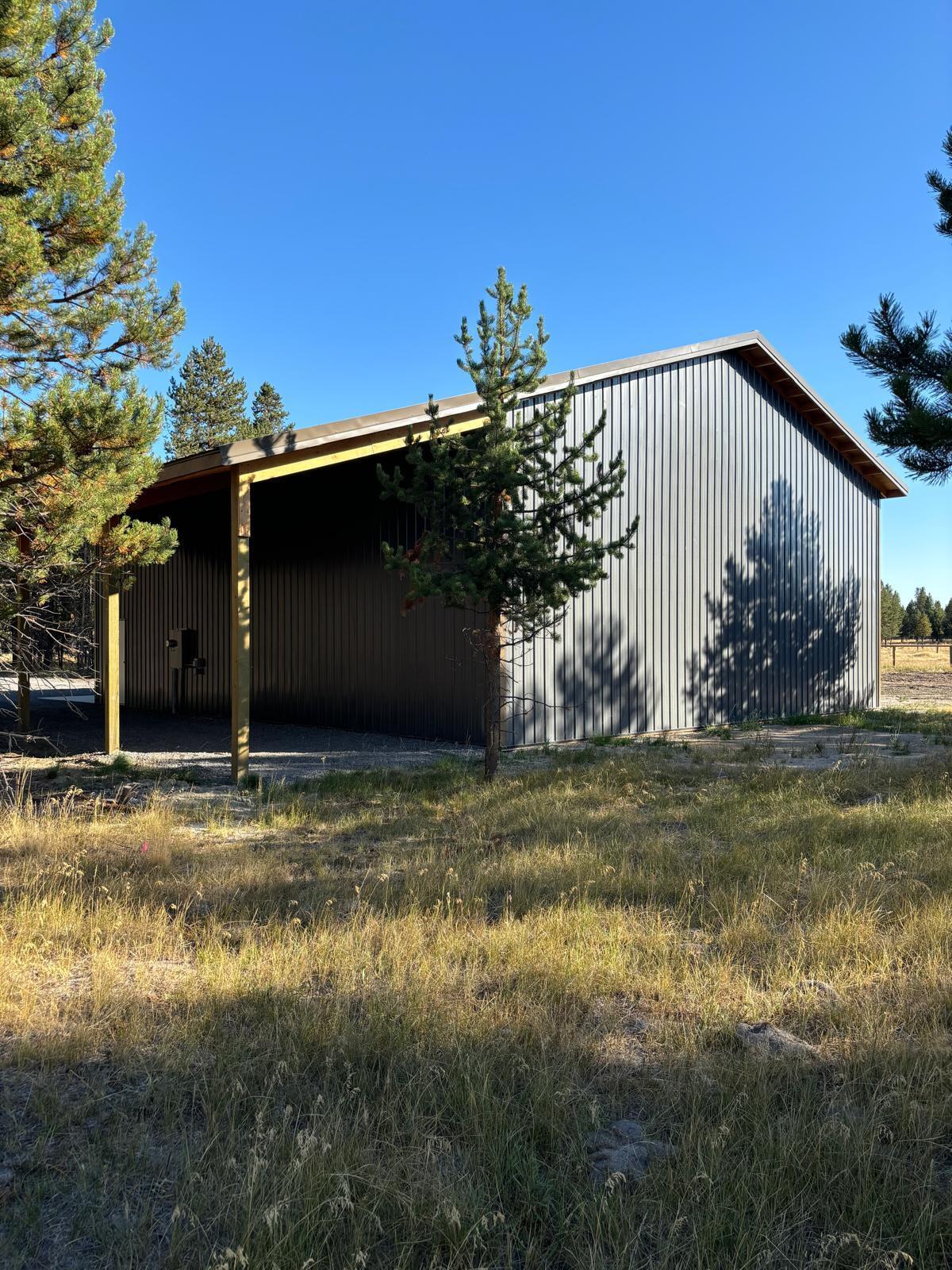 Lazy River West - Land