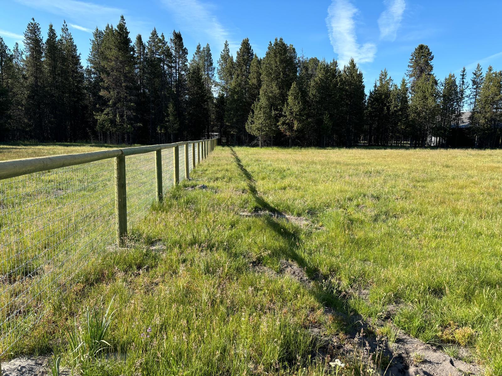 Lazy River West - Land