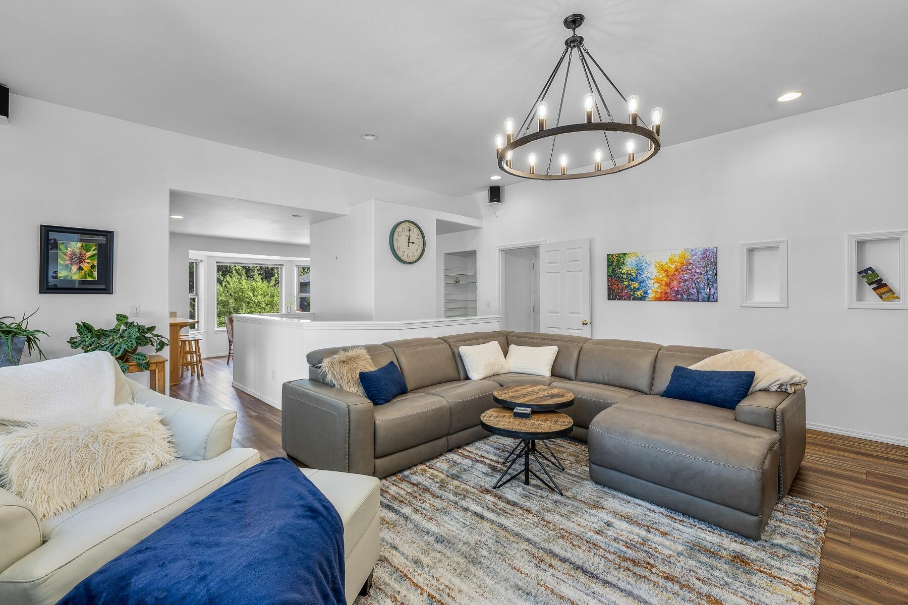 Chloe Estates - Residential