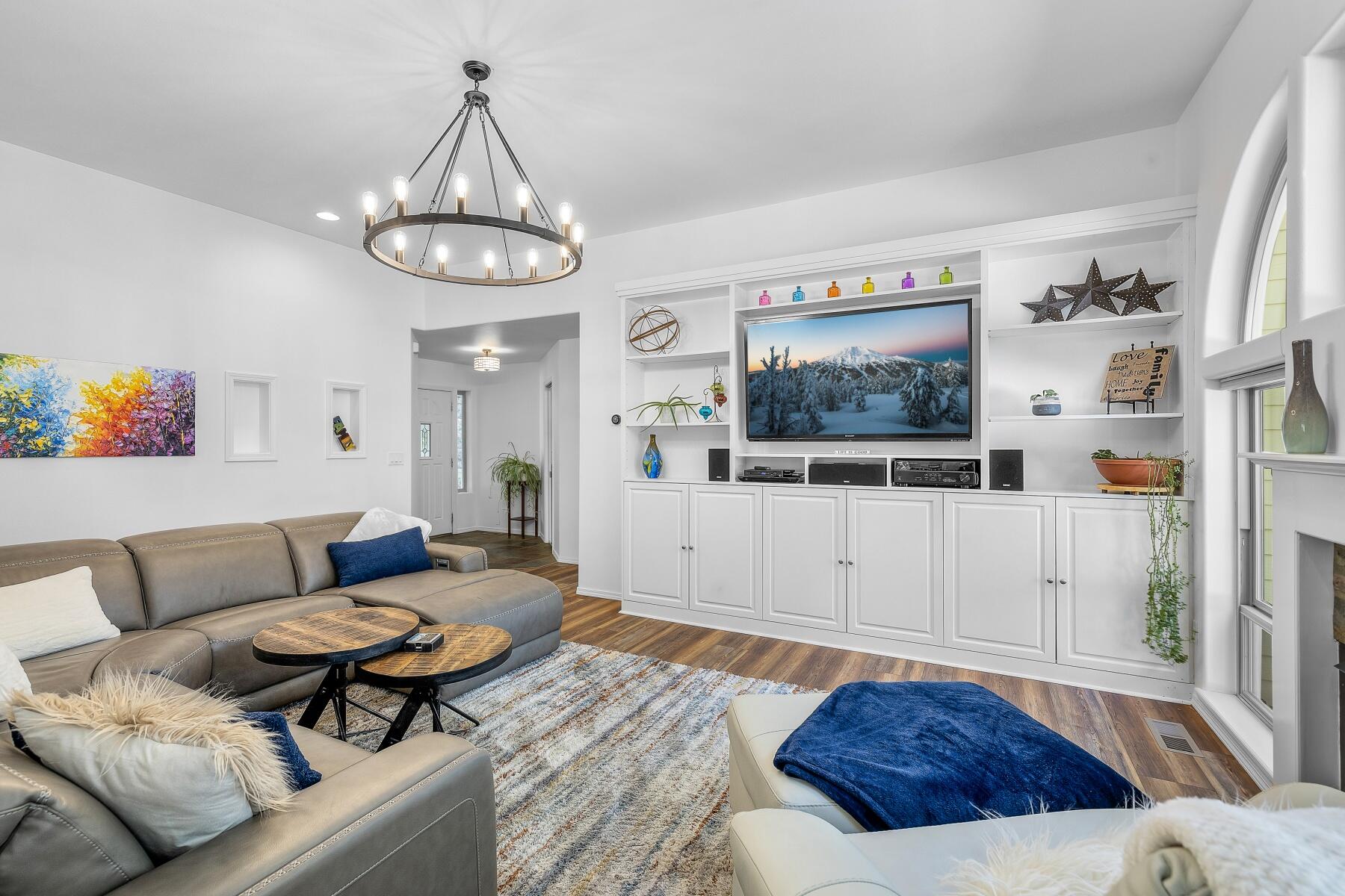 Chloe Estates - Residential