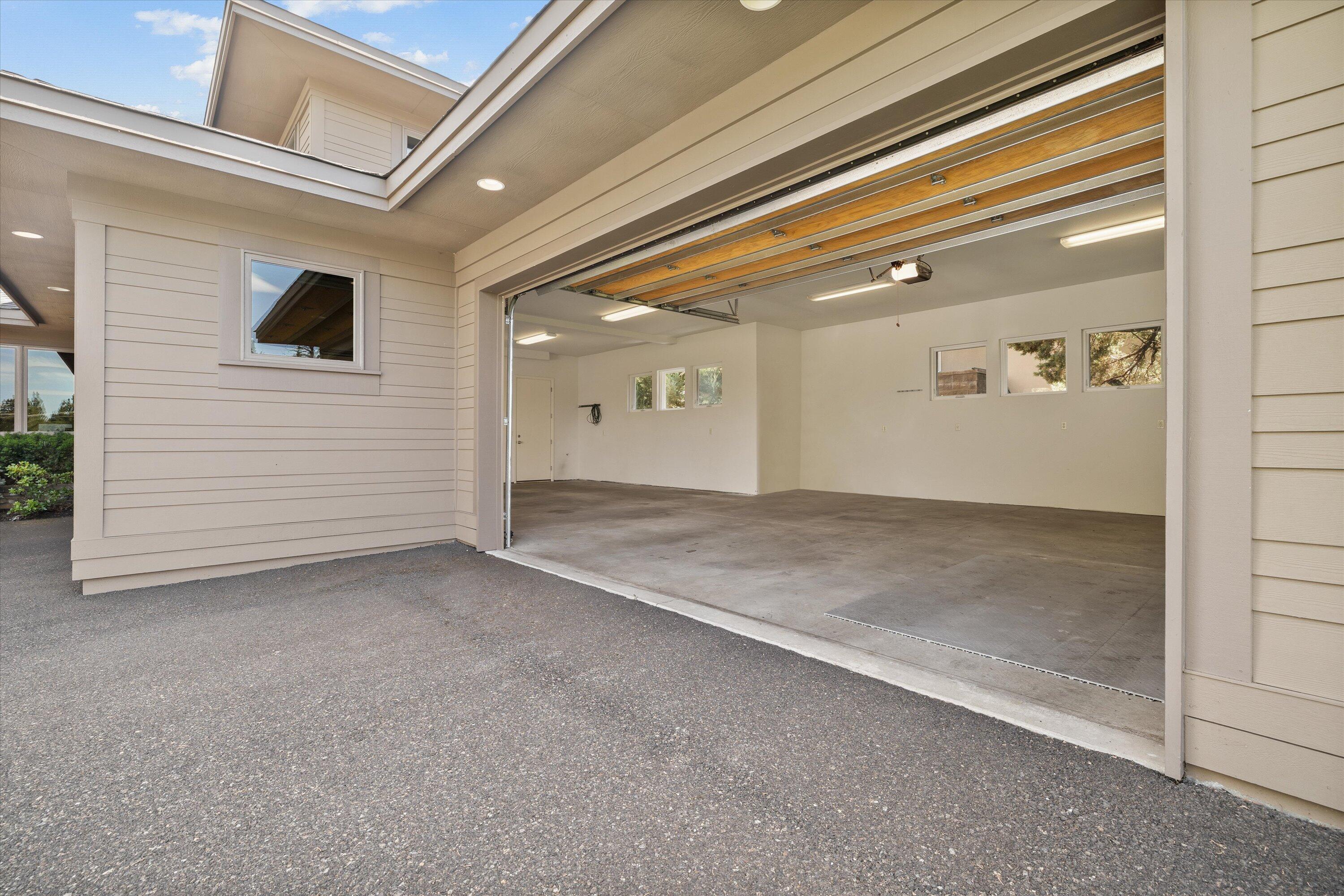 Eagle Crest - Residential