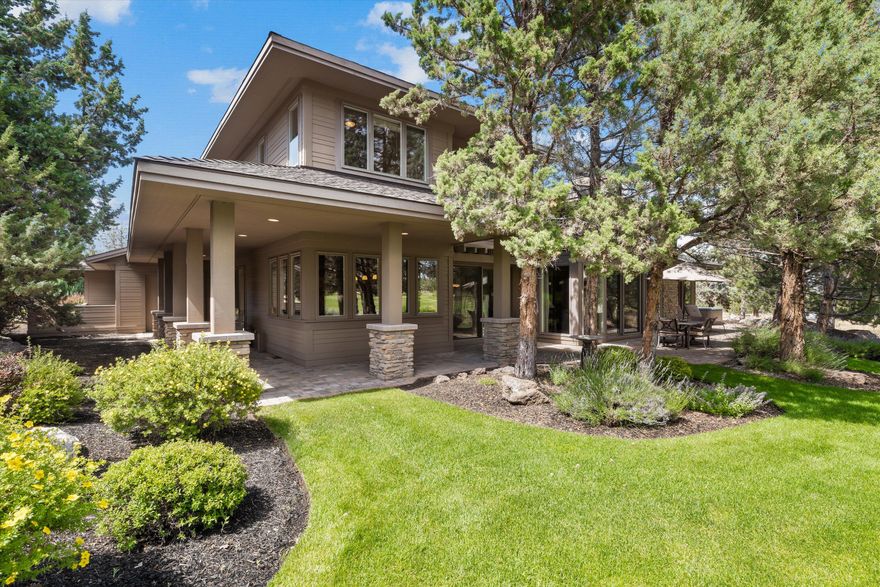 Timeless Floor Plan Custom Designed by Neal Huston w/ views of The Ridge Golf Course #4 & #5 Fairways & #4 Greens. This 1 owner, never rented home boasts a 3,783/SF Living Space on .54 Acres, 3 Bed, 2.5 Bath w/ Primary Suite on main level featuring a Gas Fireplace, Walk-in Tiled Shower along w/ a separate Soaking Tub off of a Generously sized Dual Walk-in Closet & access to the outdoor HotTub which is tucked away in the Spacious Yard. The Living Area has ample light from the large windows facing a lovely setting of the golf course.The Kitchen has a breakfast island featuring a 36'' Dacor Cooktop w/ KitchenAid Appliances & walk-in pantry for all storage needs. Perfect balance between work & play w/ a separate office & bonus room on main level & 2nd bonus room w/ kitchenette on 2nd level. The outdoor corridors feature a 7-zoned Irrig.System, covered paved patios w/ cedar eves,1,137/SF-4 Car Garage, wired w/ 220 in shop area. Just minutes from activities on or off The Ridge at Eagle Cres